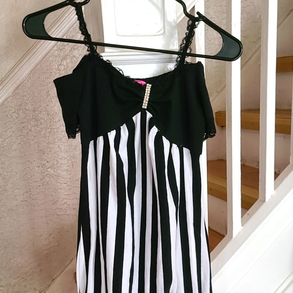 Off the shoulder top/tunic